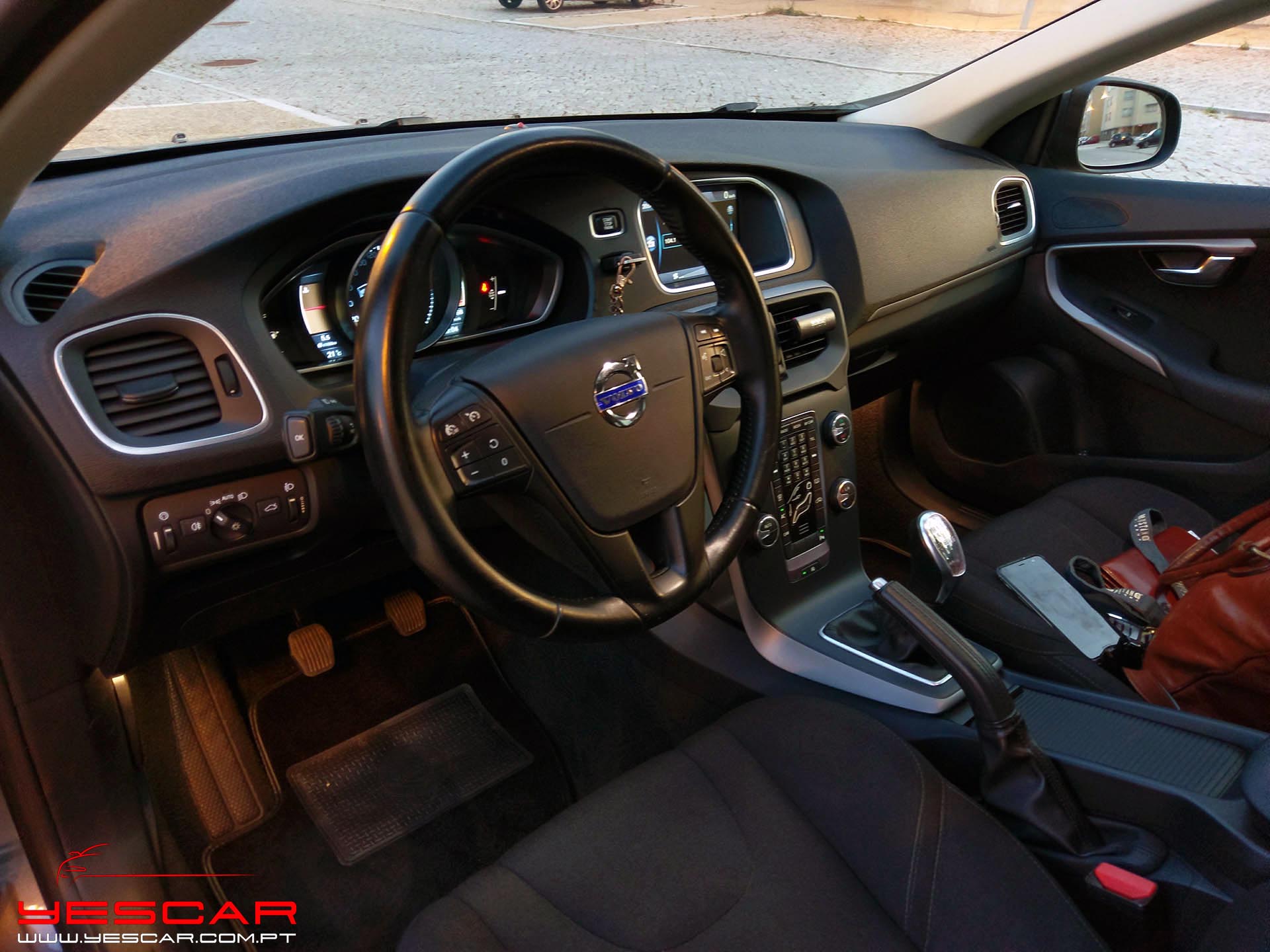YESCAR_Volvo_V40_D2Rdesign (45)