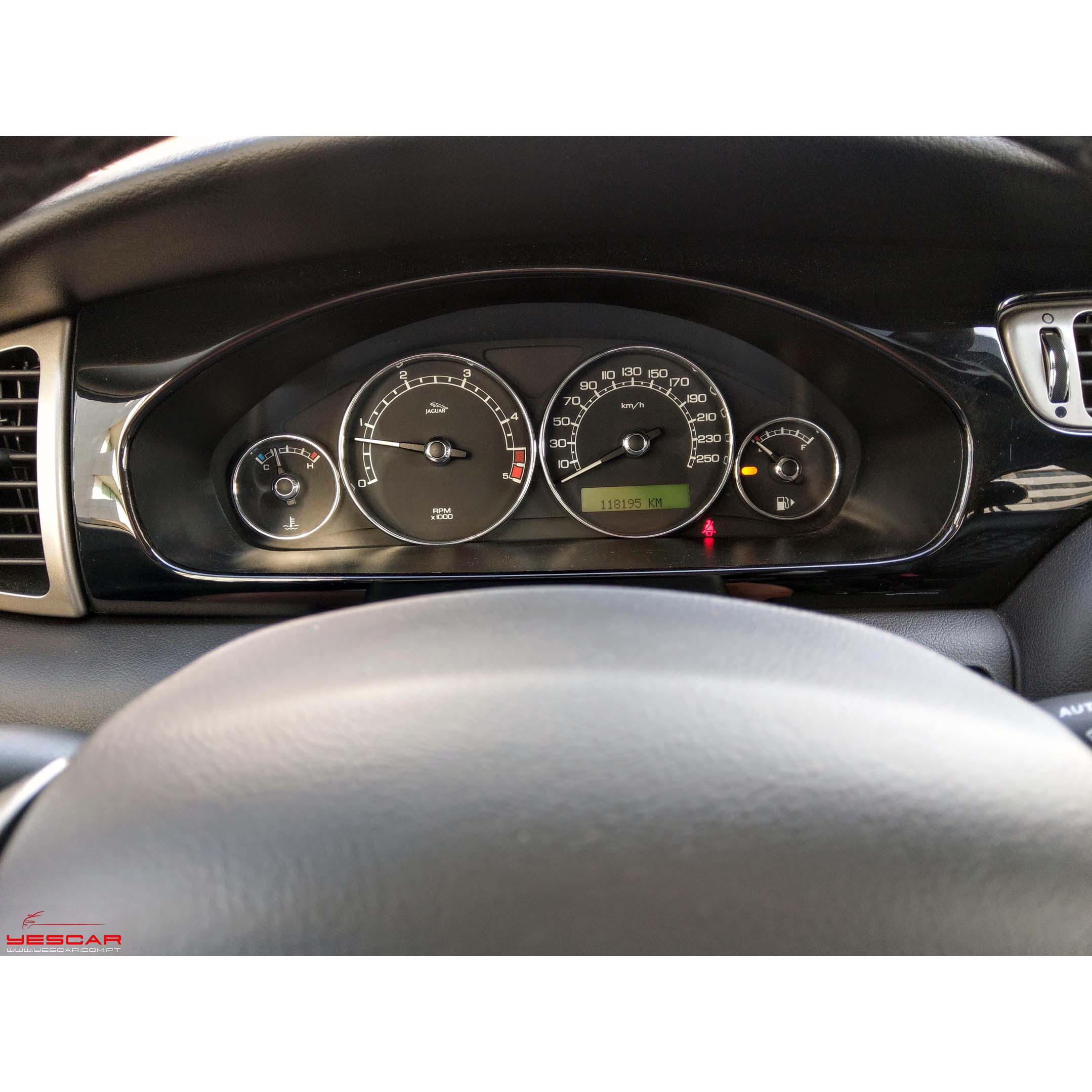 YESCAR_JaguarXtype 22D155cv q (20)