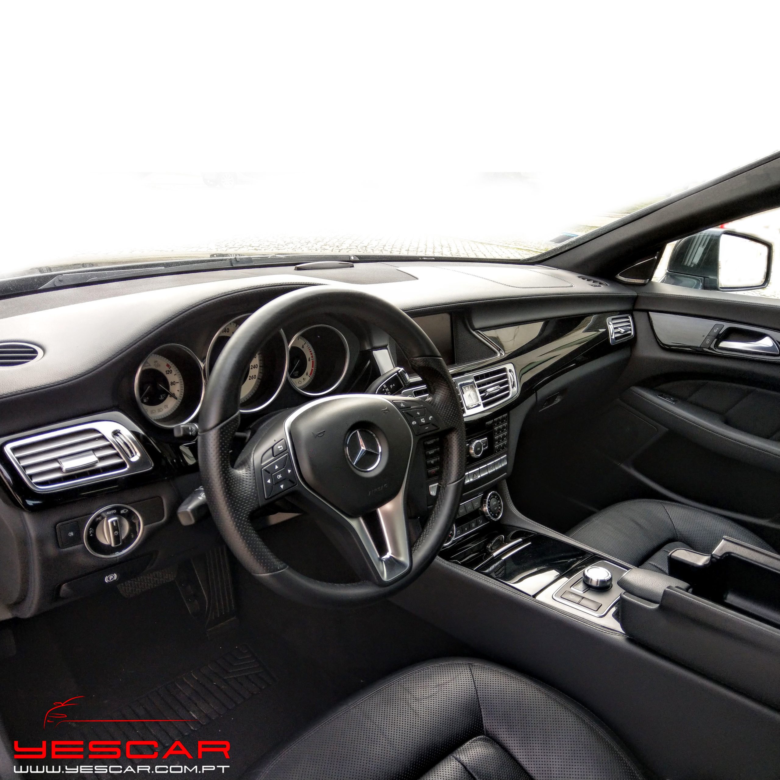 MercedesCLS350_Yescar_Automóveis (16)