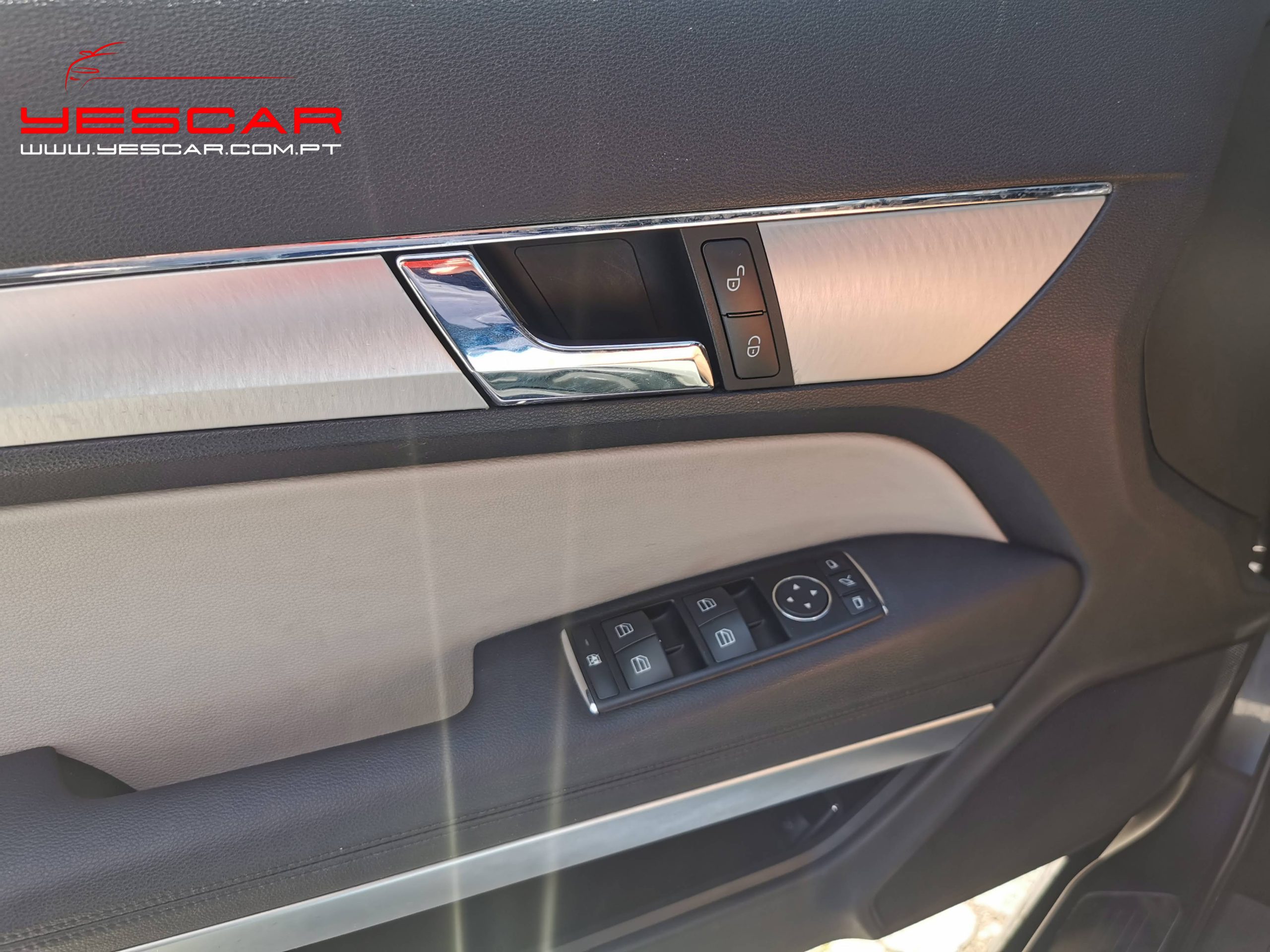 YESCAR_MercedesBenzEcoupe (14)