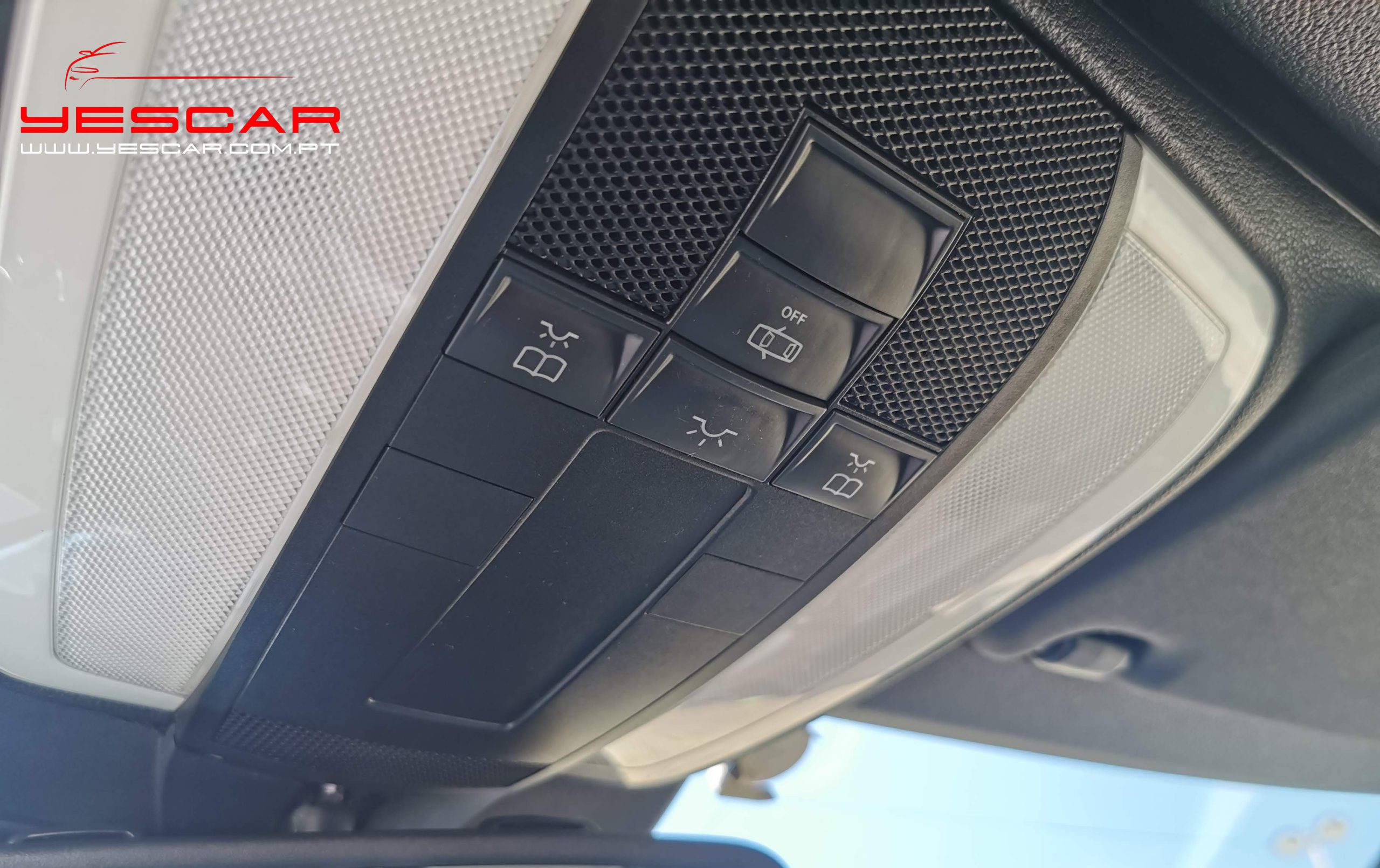 YESCAR_MercedesBenzEcoupe (17)