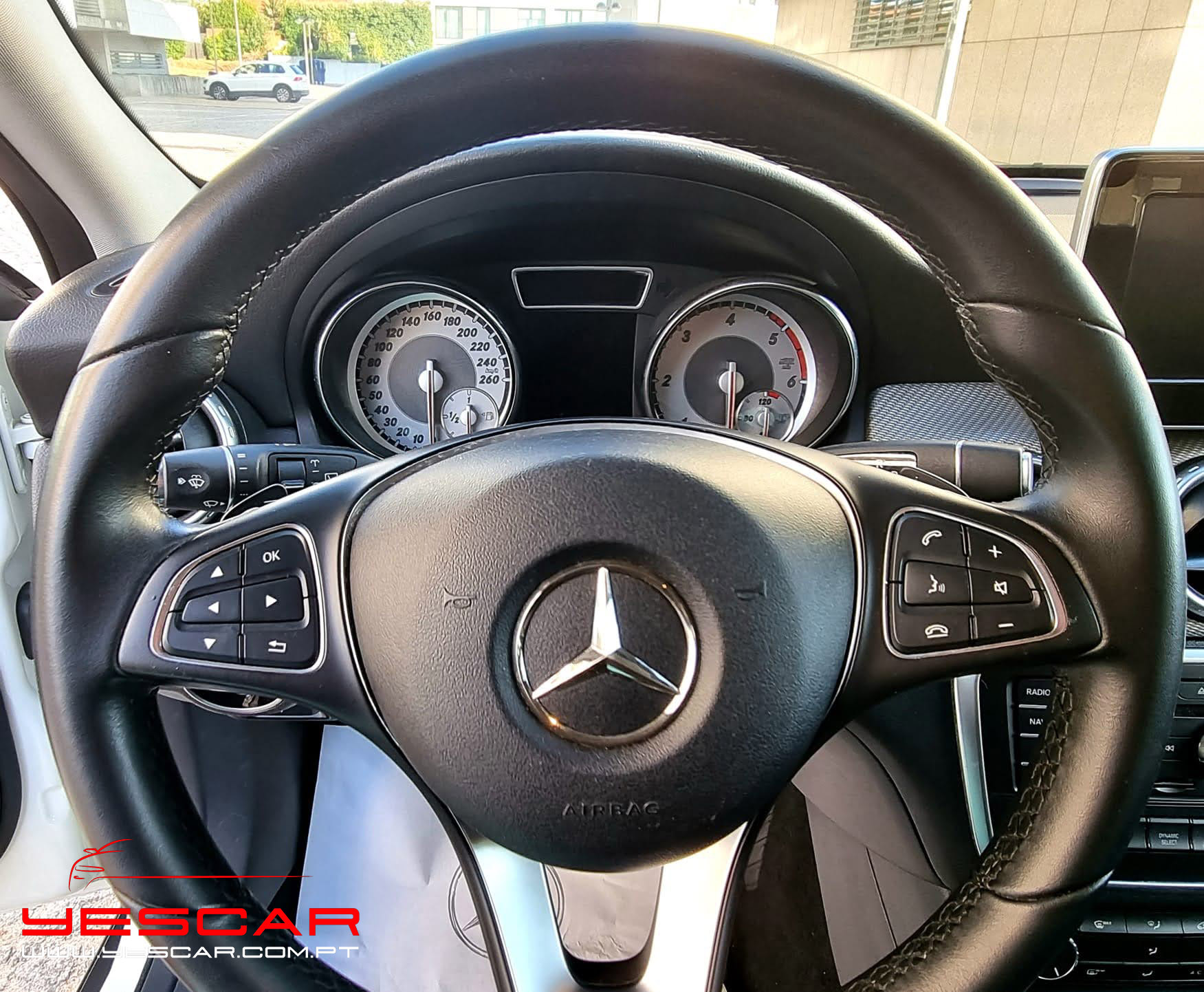MercedesBenzGLA200CDi_Yescar_Automoveis_Porto (20)