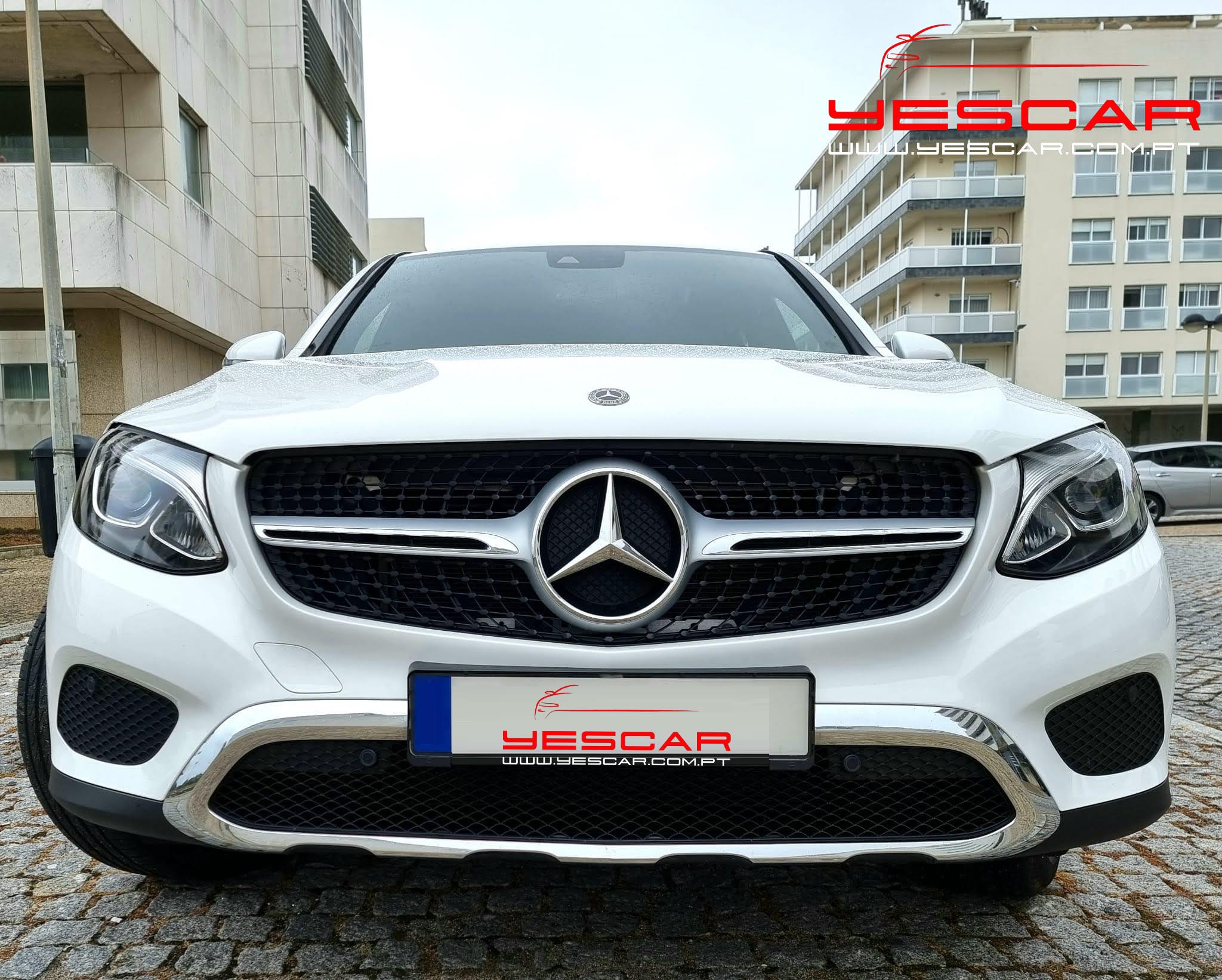 MercedesBenzGLC220d4matic_YESCARautomoveis(11)