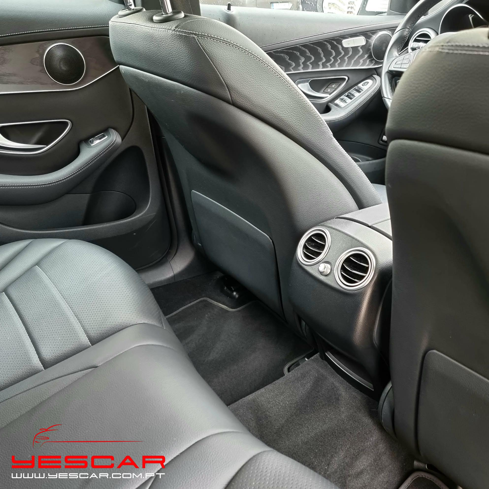 MercedesBenzGLC220d4matic_YESCARautomoveis(20)