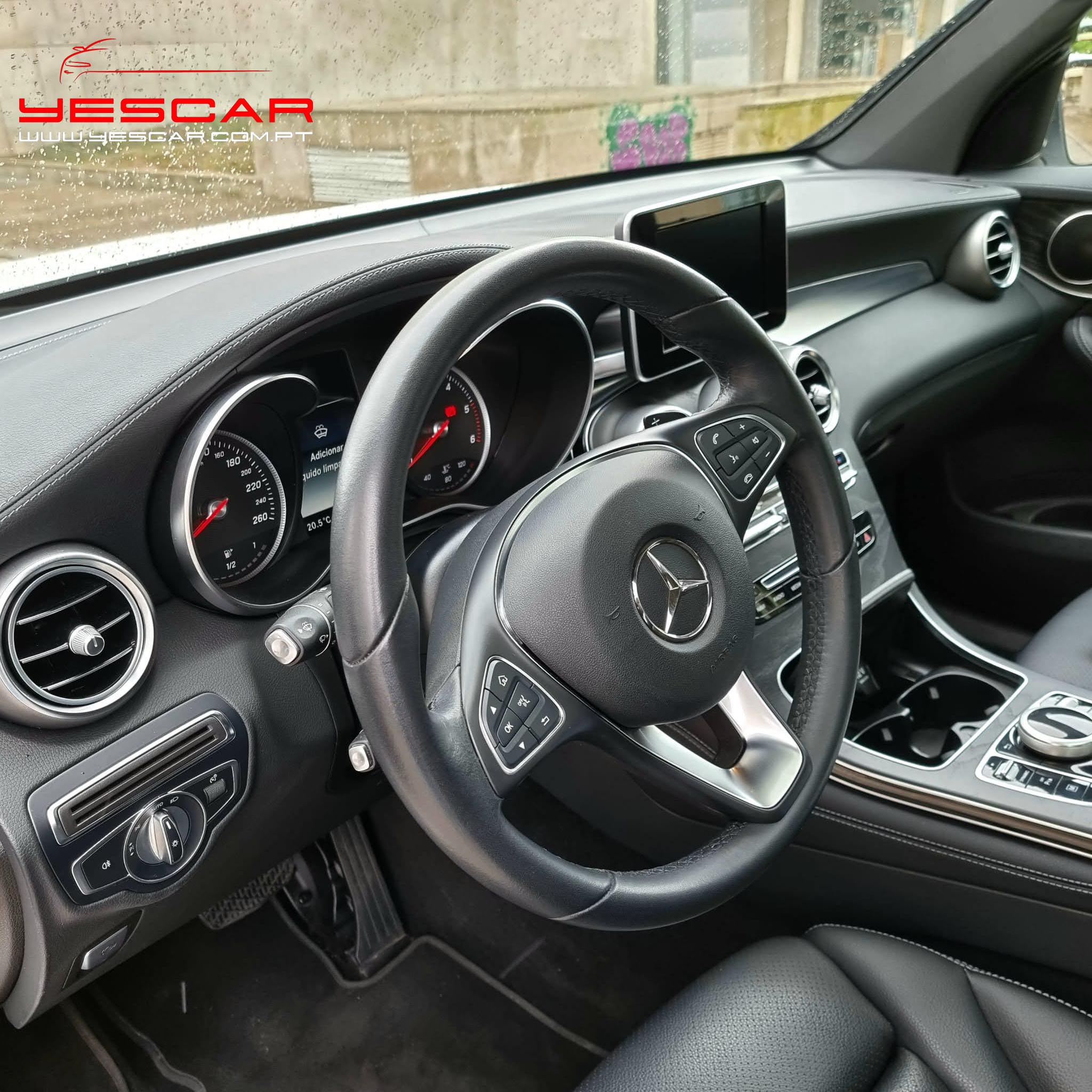 MercedesBenzGLC220d4matic_YESCARautomoveis(38)