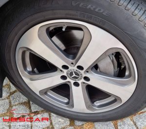 MercedesBenzGLC220d4matic_YESCARautomoveis(40)