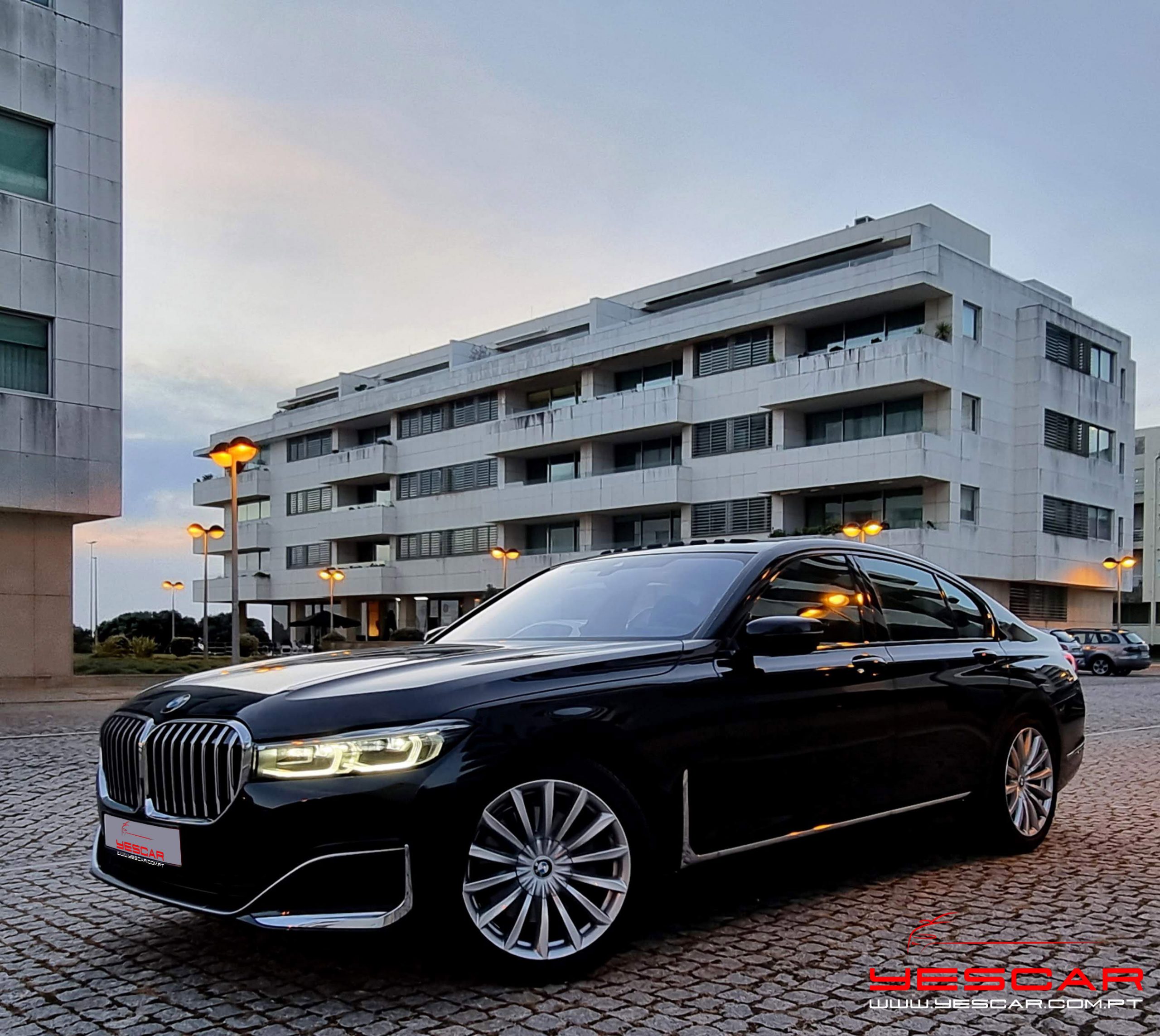 BMW 730d Xdrive Limousine YESCAR automoveis Porto copiar