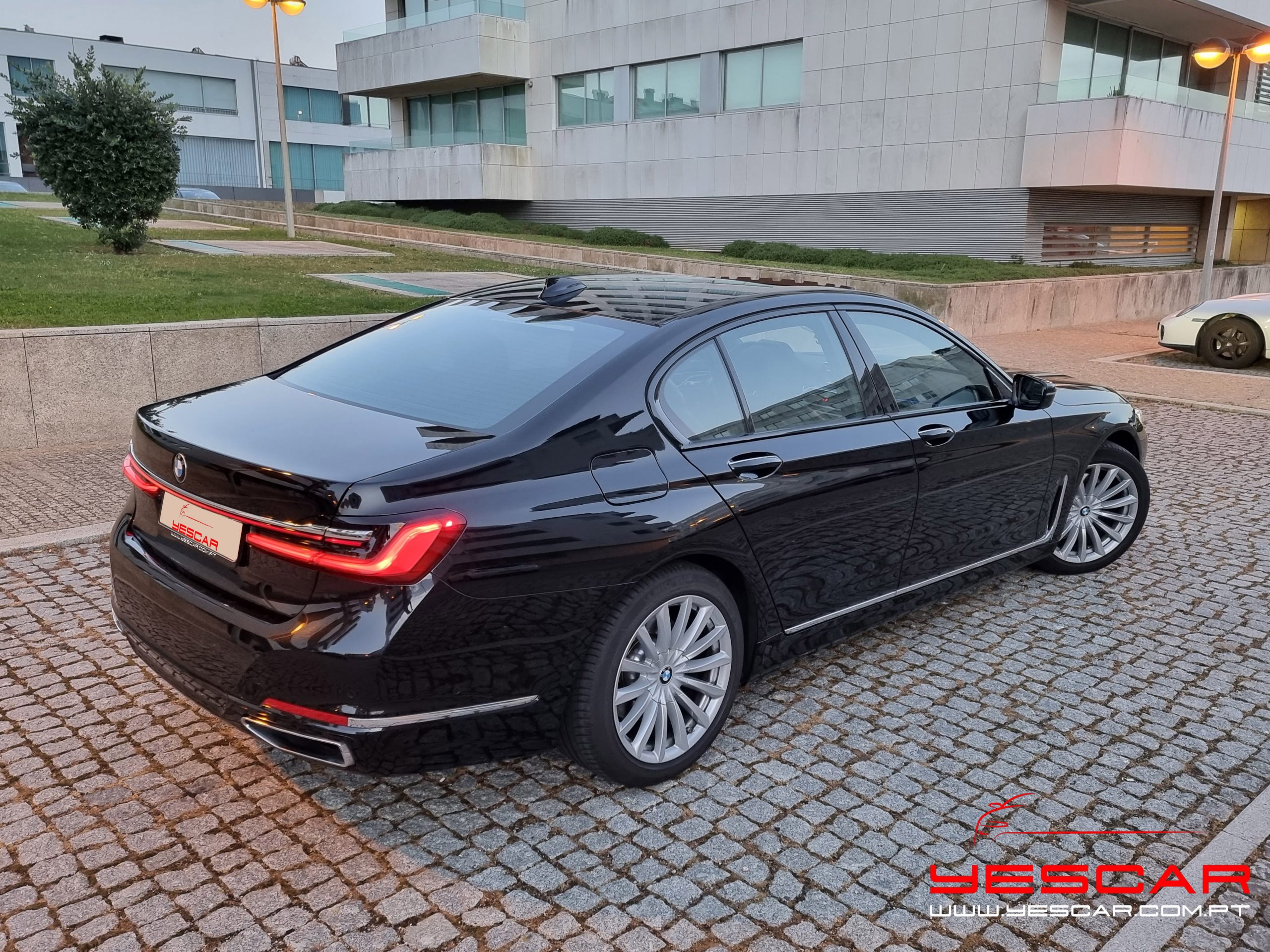BMW 730d Xdrive Limousine YESCAR automoveis Porto