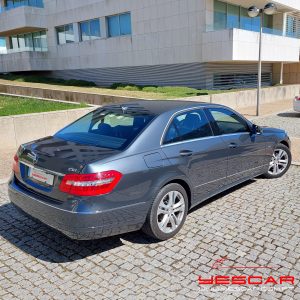 Mercedes Benz 220E YESCAR Porto (14) copiar