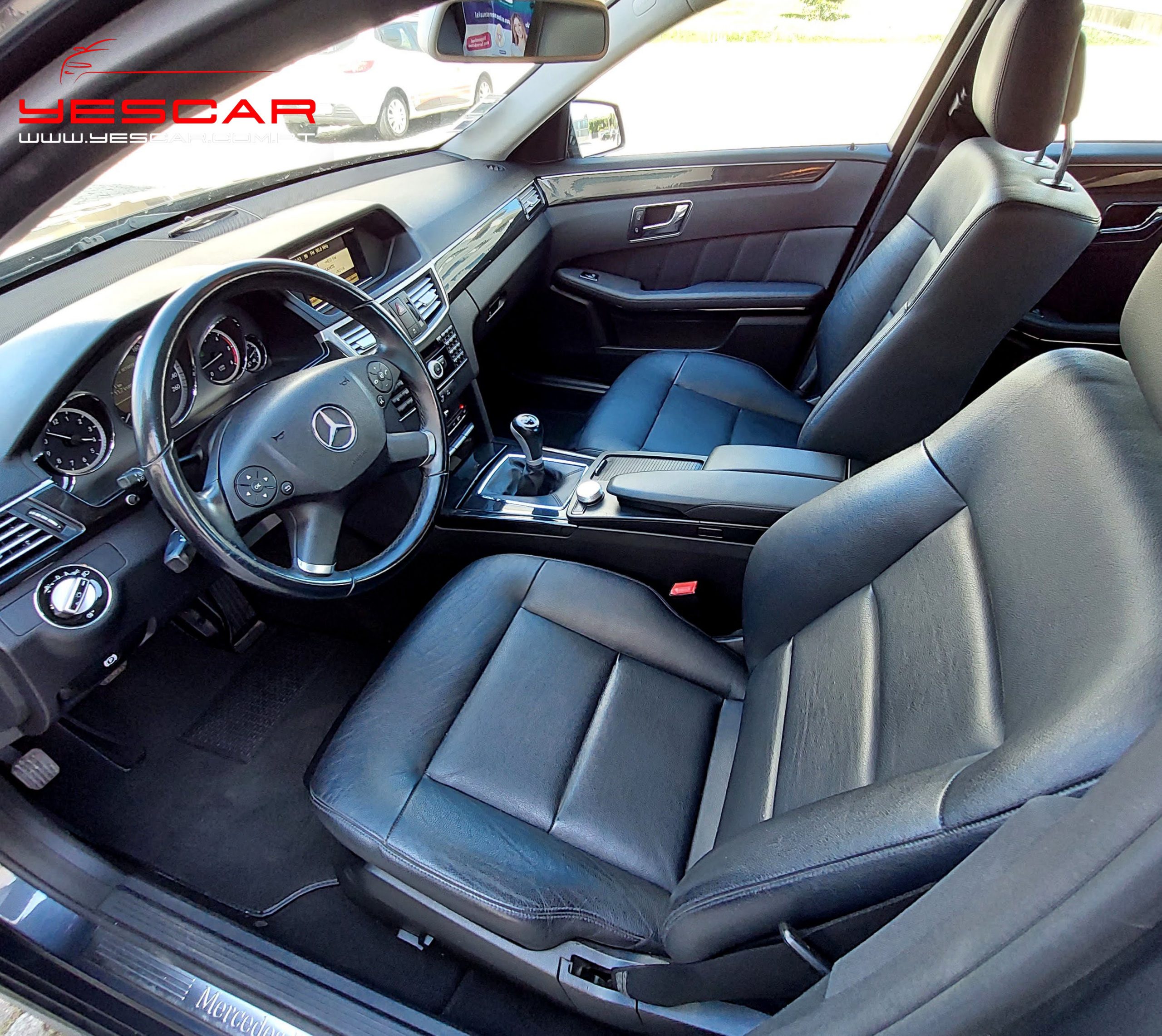 Mercedes Benz 220E YESCAR Porto (19) copiar