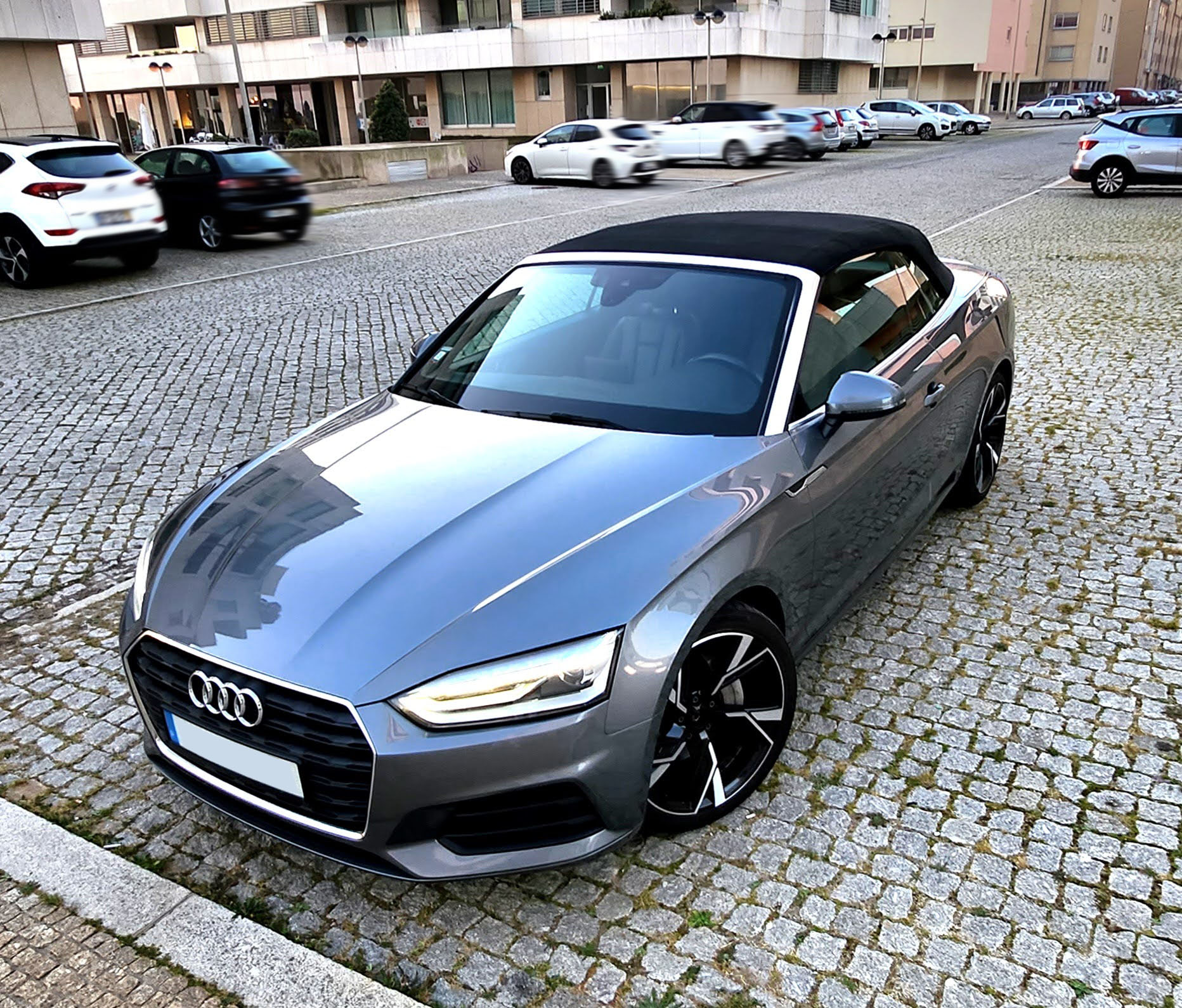 Audi A5 Cabrio YESCAR automóveis - Porto