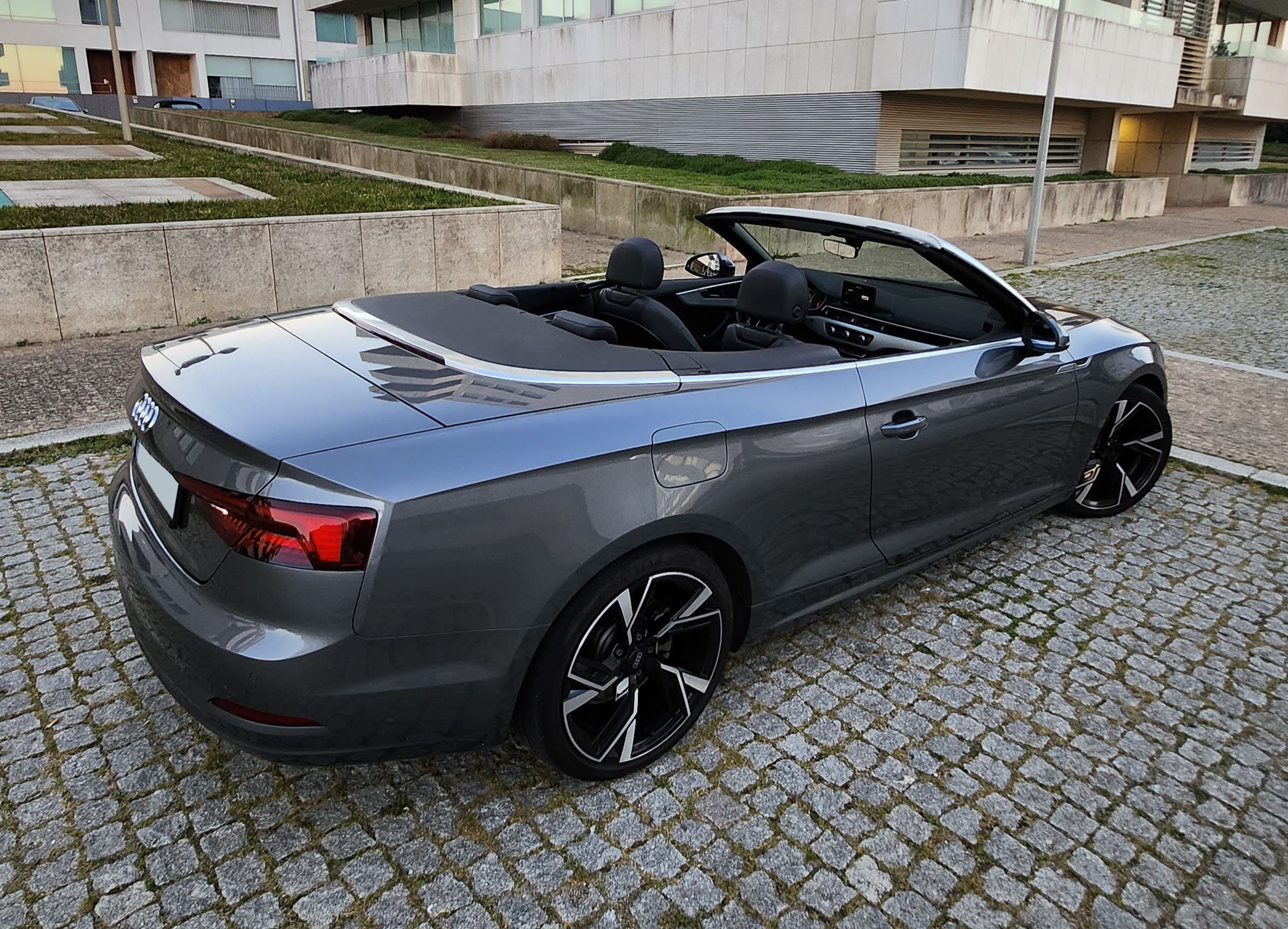 Audi A5 Cabrio YESCAR automóveis - Porto