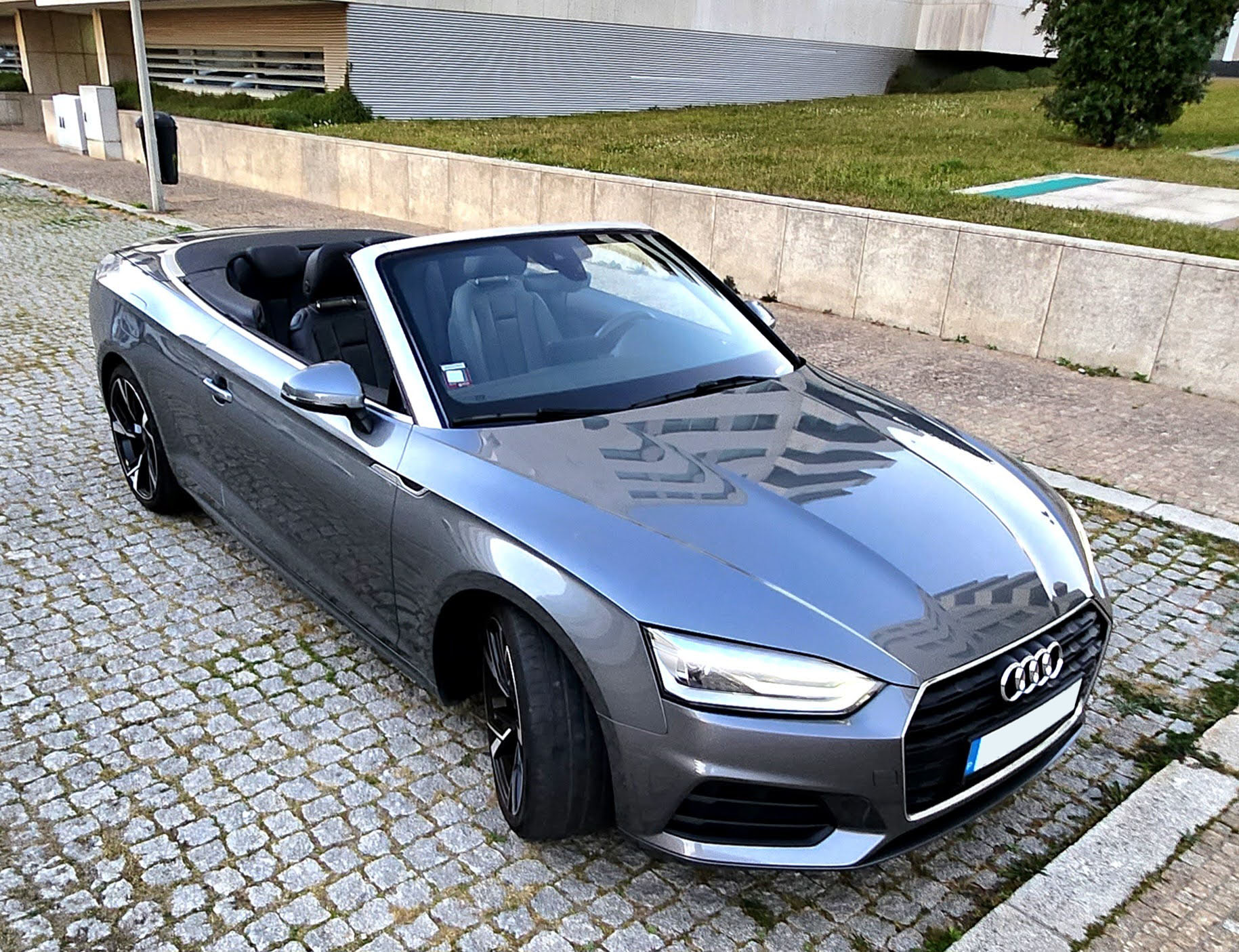 Audi A5 Cabrio YESCAR automóveis - Porto